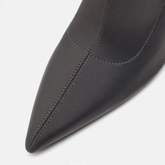 OVER-THE-KNEE HEELED BOOTS HEEL
